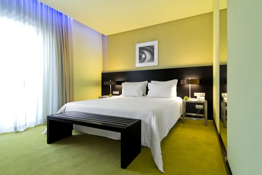 SANA Capitol Hotel - Image 1