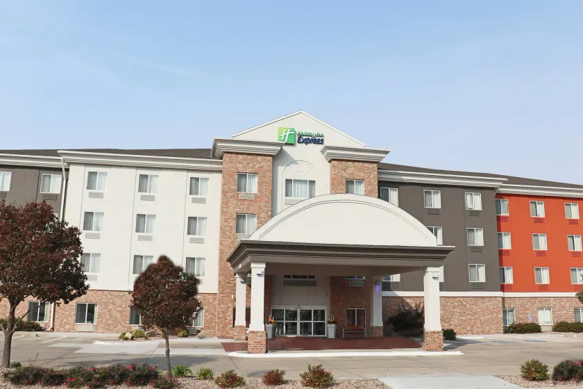 Holiday Inn Express Kearney by IHG - Image 1