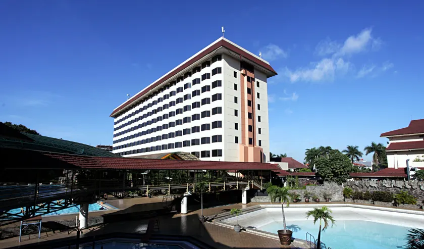 Horison Ultima Bandung - Image 1