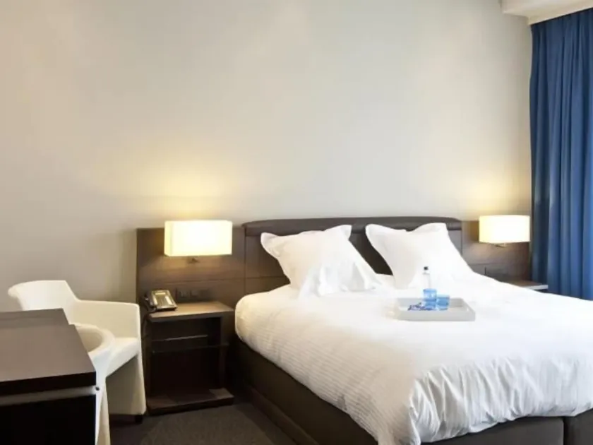 Blue Woods Hotel - Deerlijk - Zimmer