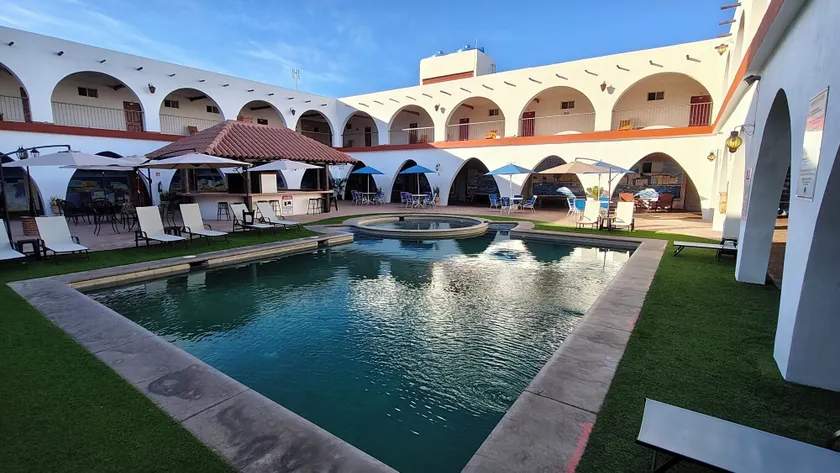 Hotel Hacienda Bugambilias La Paz - Image 1