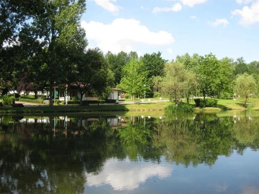 Camping le Repaire - Les Chalets - Image 1