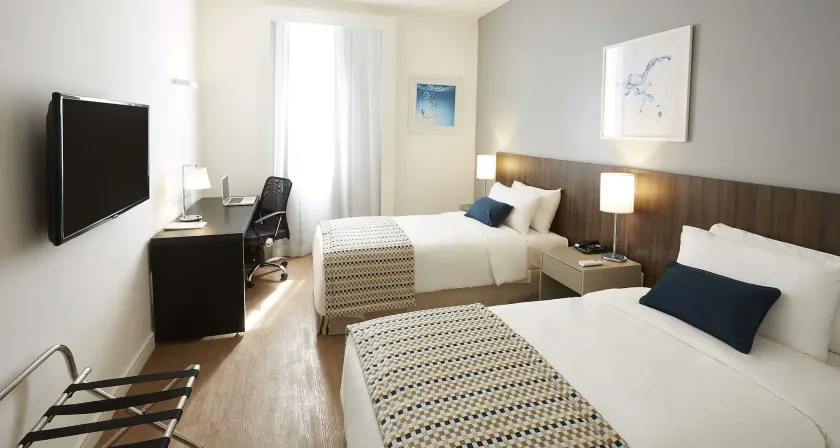 Tulip Inn Itaguai - Image 1