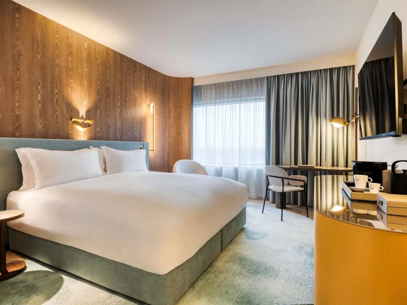 Mövenpick Hotel Brussels Airport - Image 1