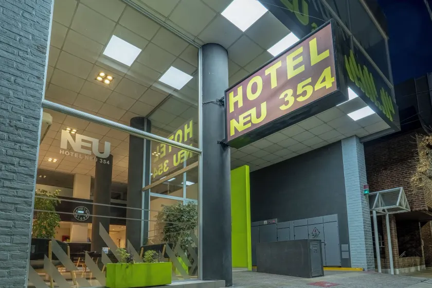 Hotel NEU 354 - Image 1