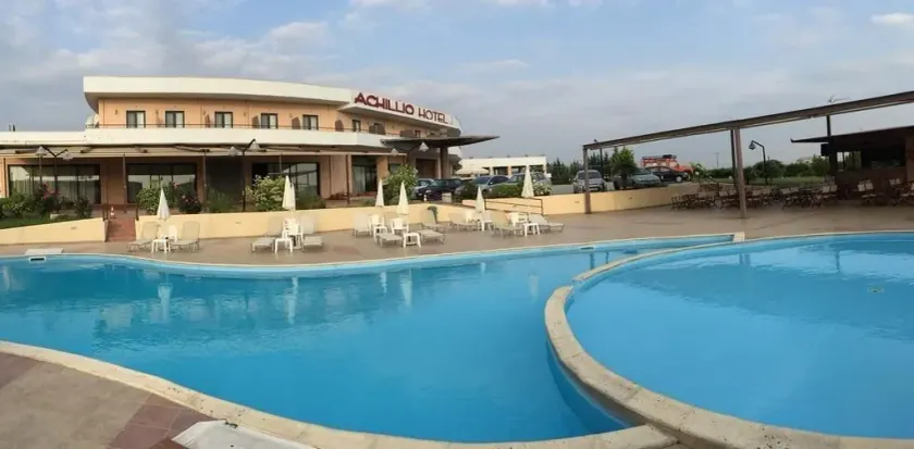Achillio Hotel - Image 1