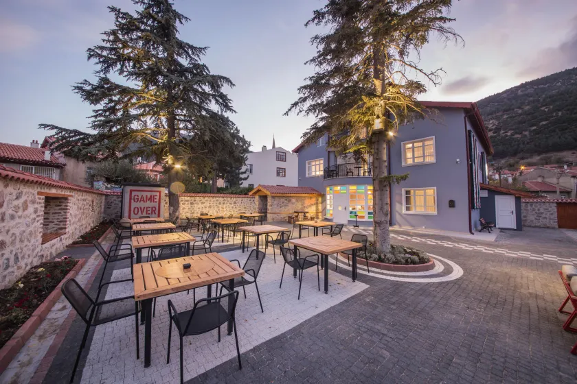 GARP HOTEL - Image 1