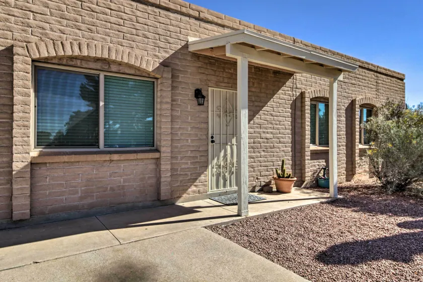 Private Yard! Pet-Friendly Tucson Getaway - Interni