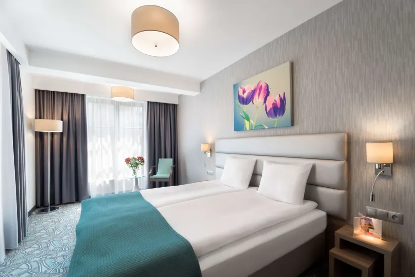 Golden Tulip Krakow Kazimierz - Image 1