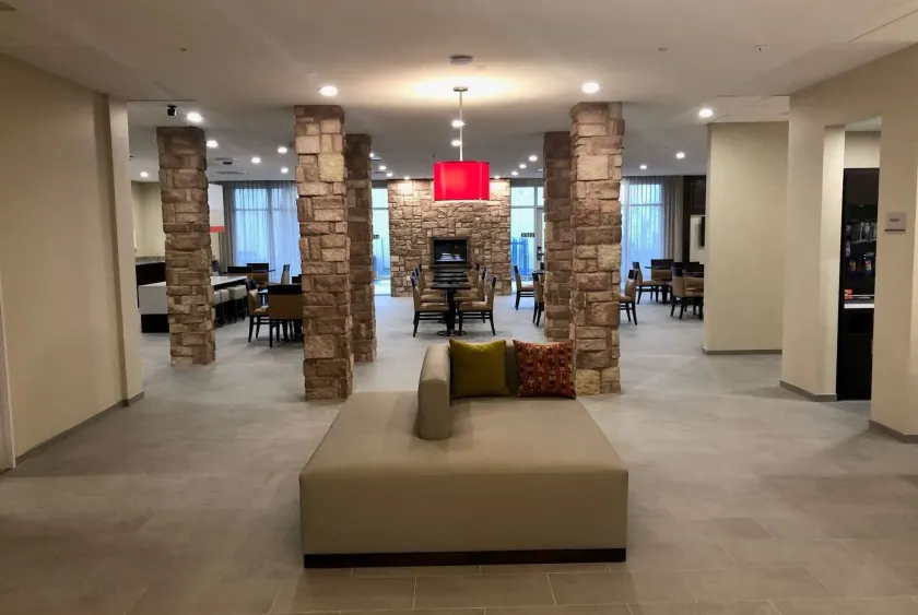 Hawthorn Extended Stay by Wyndham Monahans - Image 1