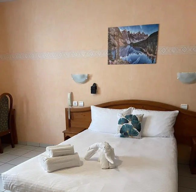 Hôtel Elaïa - Værelse