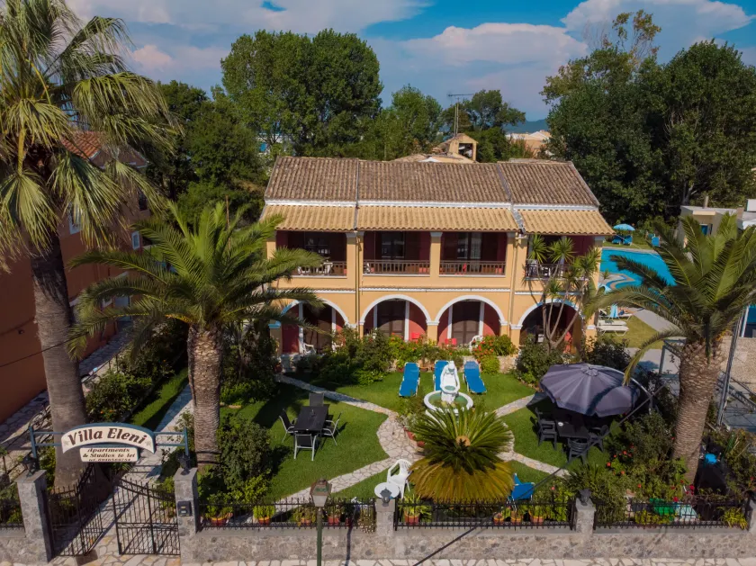 Eleni Apartments - Image 1