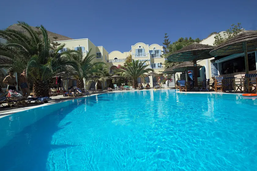 Zephyros Hotel - Image 1