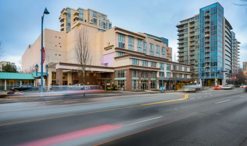 Executive Hotel Vancouver Airport - Image 1