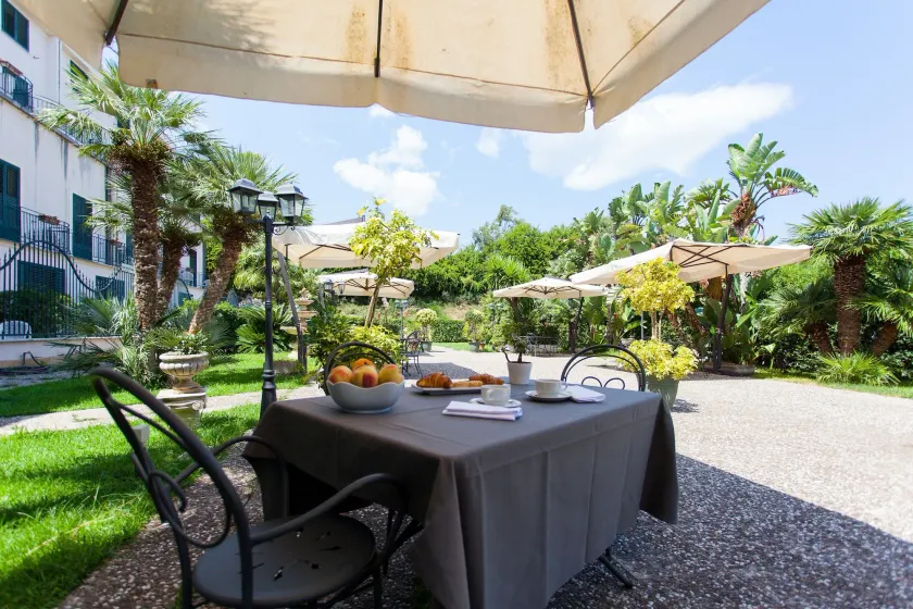 Hotel Villa d'Amato - Image 1