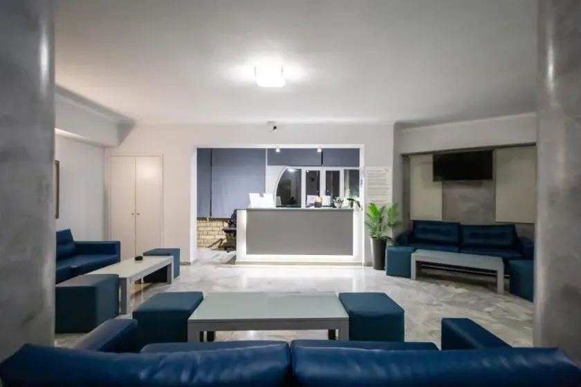 Vivian Hotel - Lobby