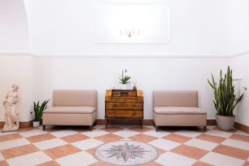Hotel RomAntica - Image 1