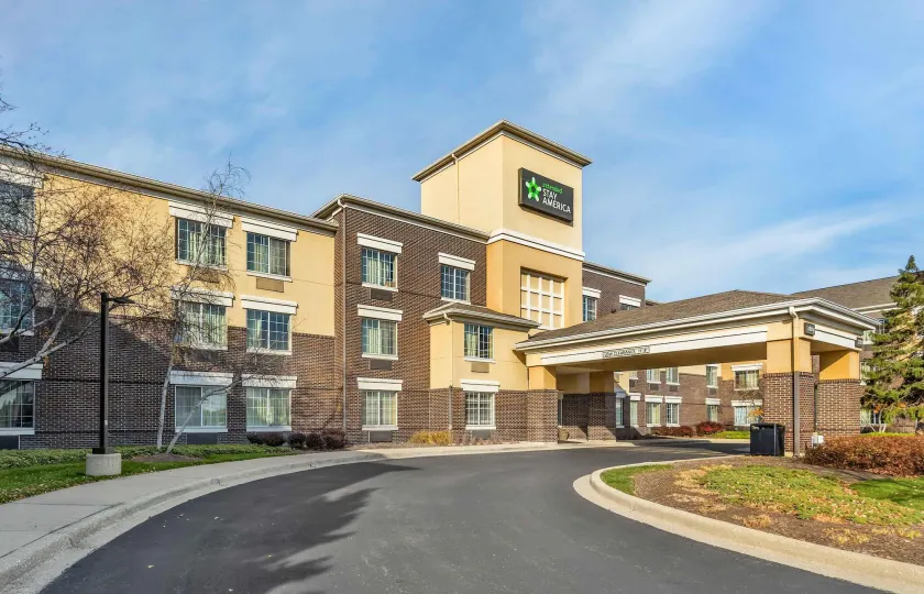 Extended Stay America Select Suites - Chicago - Lombard - Oakbrook - Image 1
