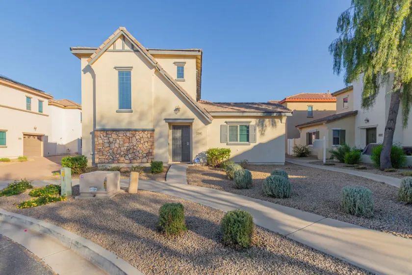 Bright Goodyear Home: Community Pool, Hot Tub - Image 1