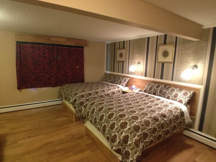 Galaxy Motel - Image 1