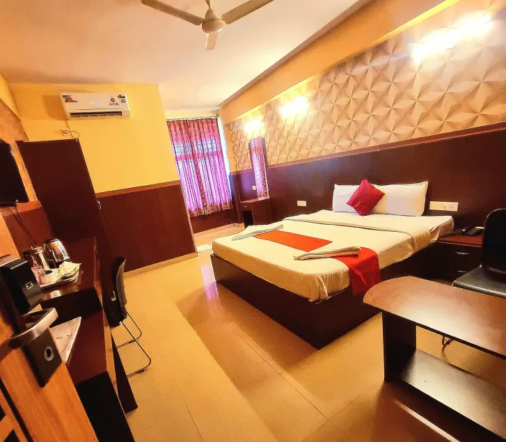Mysore Mayflower Hotel - Image 1