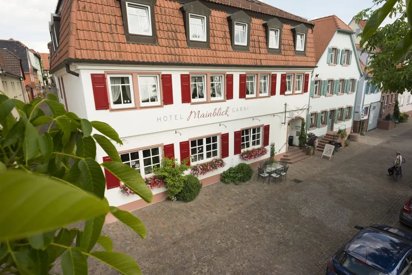 Hotel Mainblick Garni - Image 1