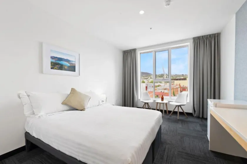 Allurity Hotel - Image 1
