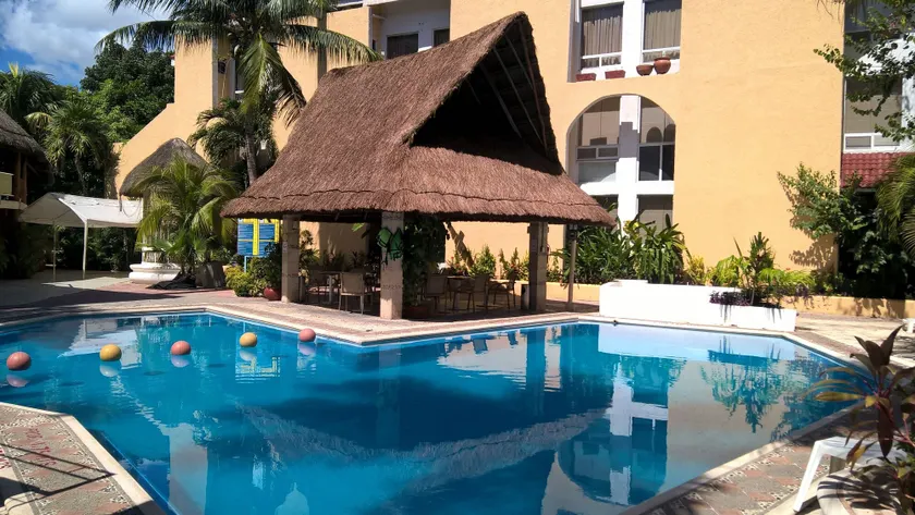 Hotel Plaza Caribe - Image 1