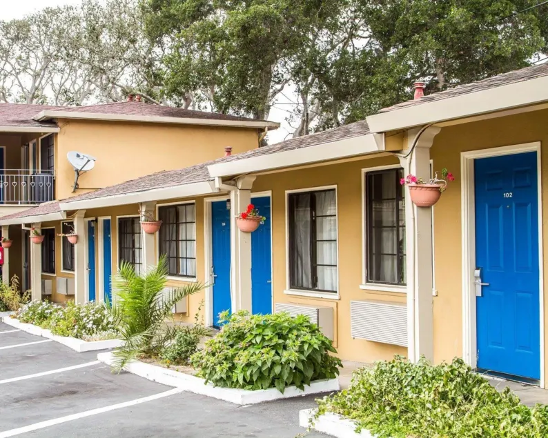 Rodeway Inn Monterey Near Fairgrounds - Image 1