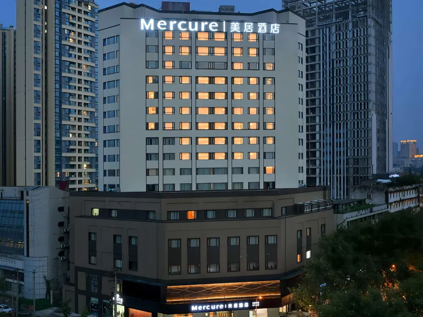 Mercure Chengdu Jinniu Wanda Plaza - Image 1
