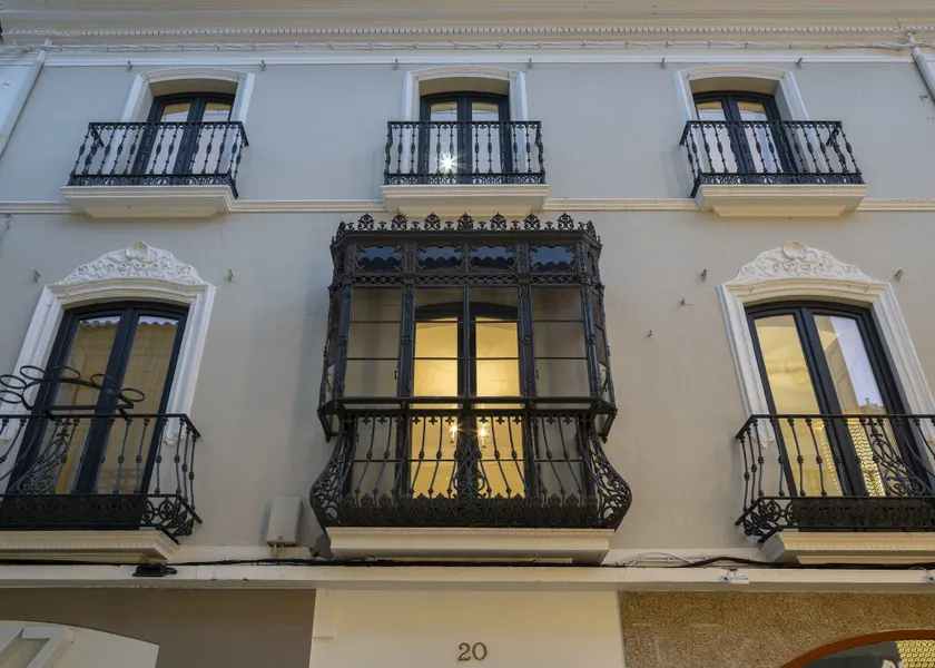 Apartamentos Petronila 1881 - Image 1