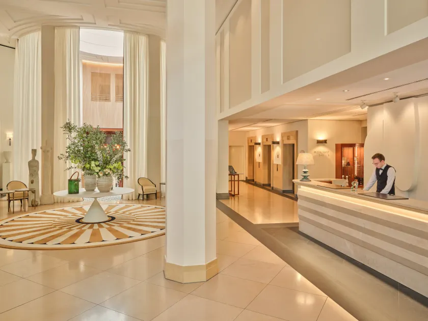 Rocco Forte The Charles Hotel - Hall