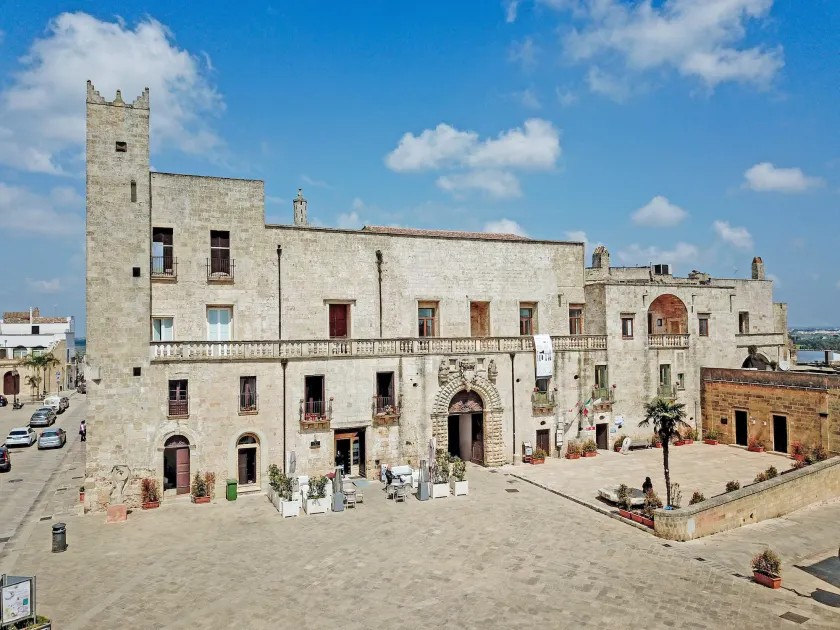 Castello Risolo Specchia - Image 1