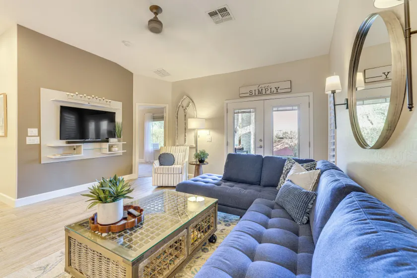 < 1 Mi to Golf: Charming Ahwatukee Foothills Villa - Image 1