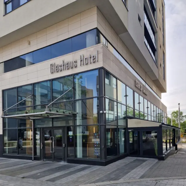 Glashaus Hotel - Image 1