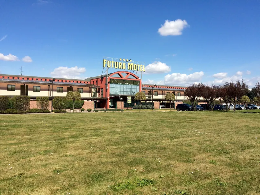 Hotel Motel Futura - Image 1