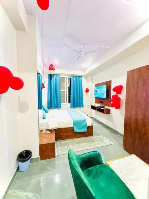Hotel Aana Inn Prime  - Zimmer