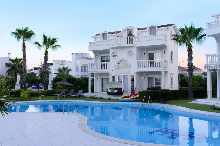 Helios Villa - Image 1