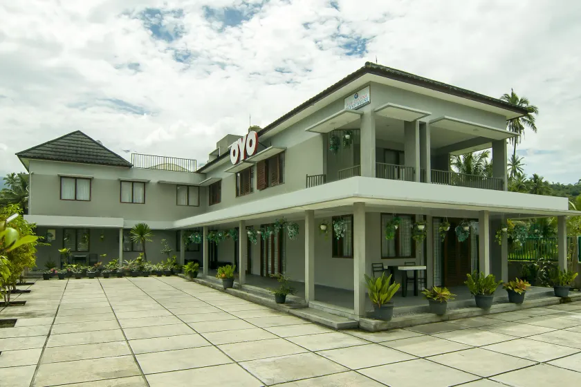 OYO 882 Puri Gevana Guest House - Image 1