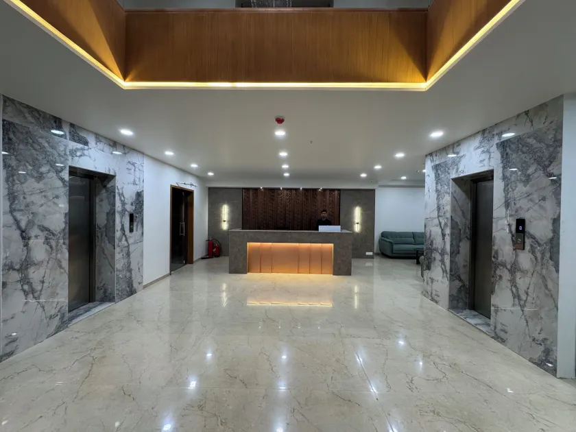 Hotel Madhukta Inn - Image 1