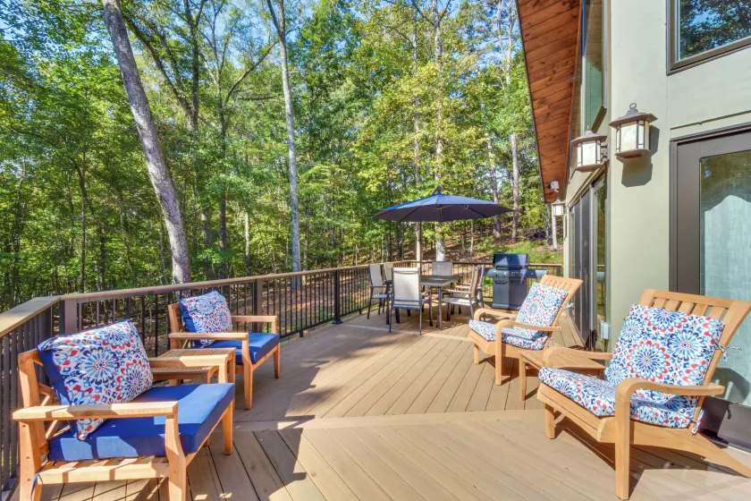 Secluded Lake Lanier Cabin w/ Game Area - Image 1