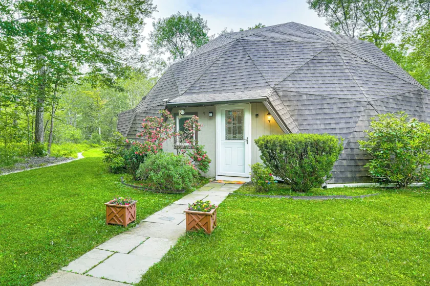 Unique Geodesic Dome Escape in Nature! - Image 1