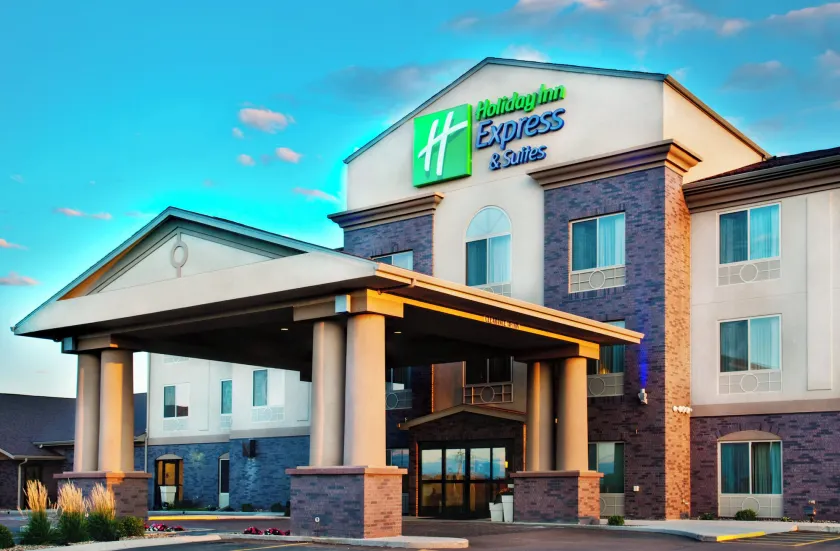Holiday Inn Express Hotel & Suites Sheldon by IHG - Image 1