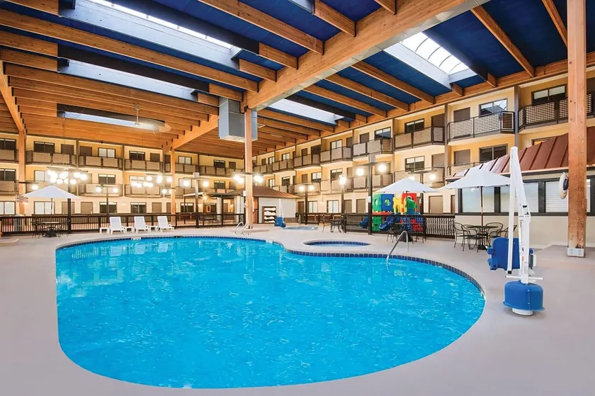 The Eddie Hotel Gillette - Image 1