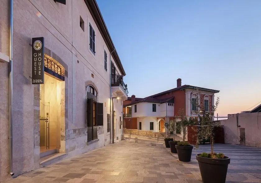 Casa Mespilea - Image 1