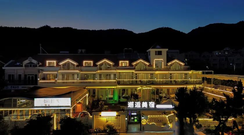 Encounter Villa · Art & Garden Homestay - Image 1