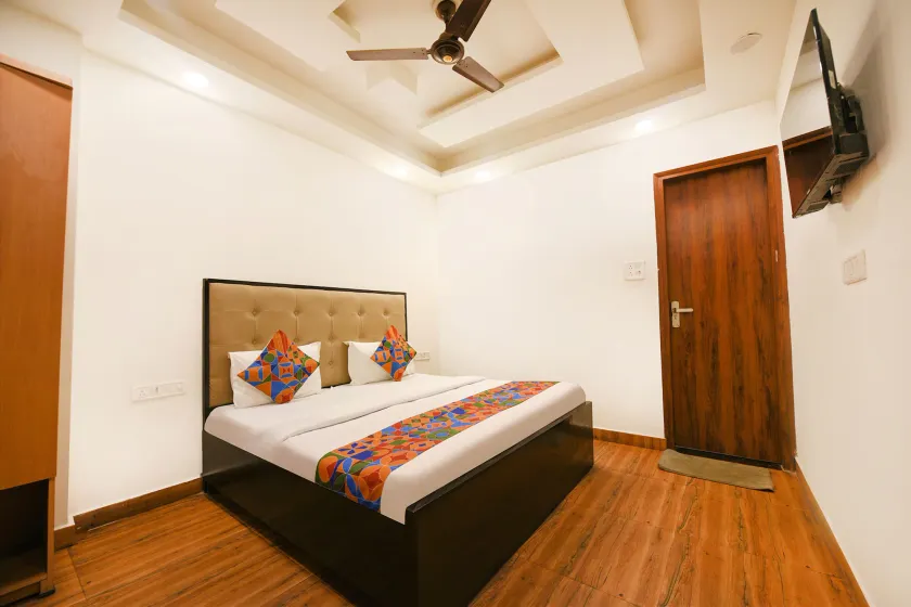 FabExpress Santosh Residency - Image 1