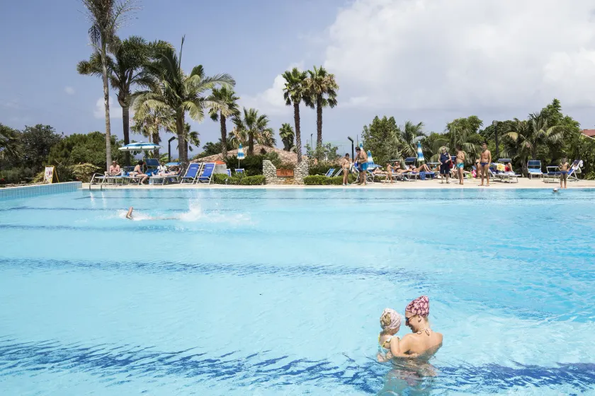 Hotel Calabrisella - Image 1