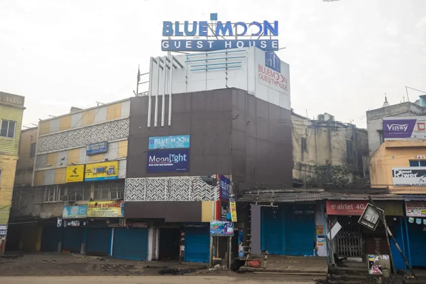 Nu Blue Moon Guest House - Image 1