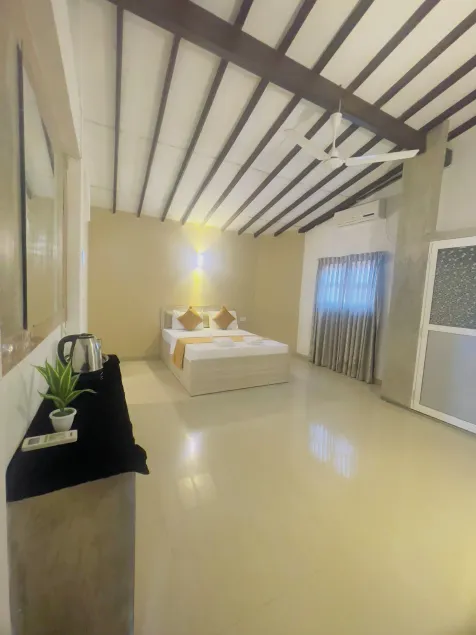 Chrish Residence - Image 1